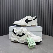 Tênis Off-White Out of Office