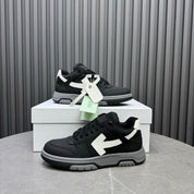 Tênis Off-White Out of Office de Couro