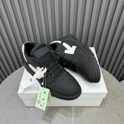 Tênis Off-White Out of Office