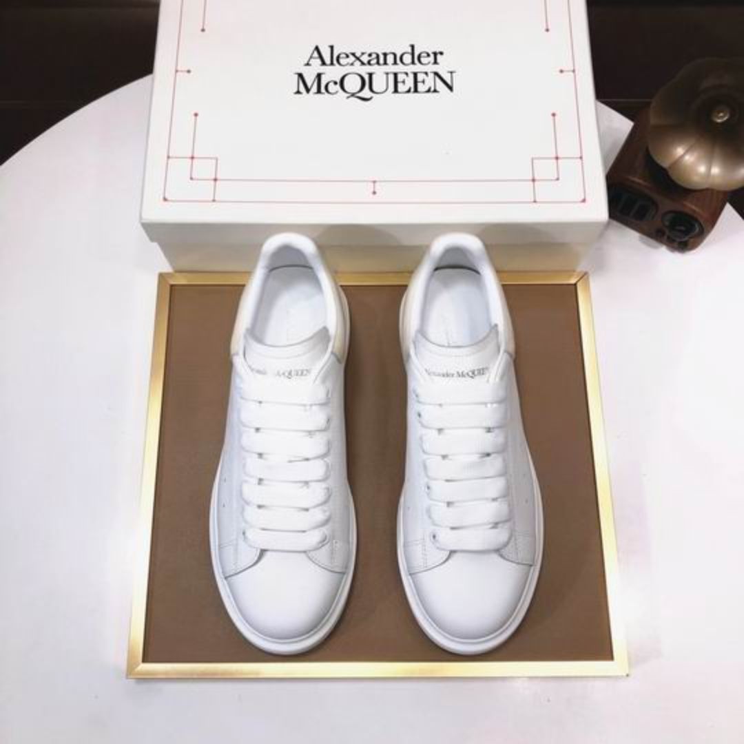en_AlexanderMcQueen_6.jpg
